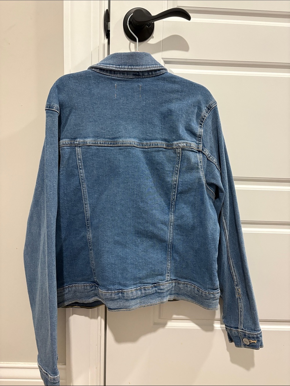 Old Navy Light Blue Denim Jacket - Picture 3 of 3